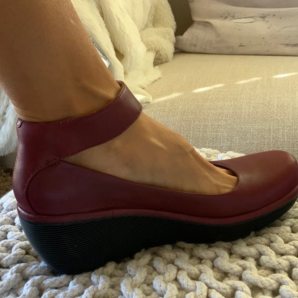 Clarks Wedge Shoe